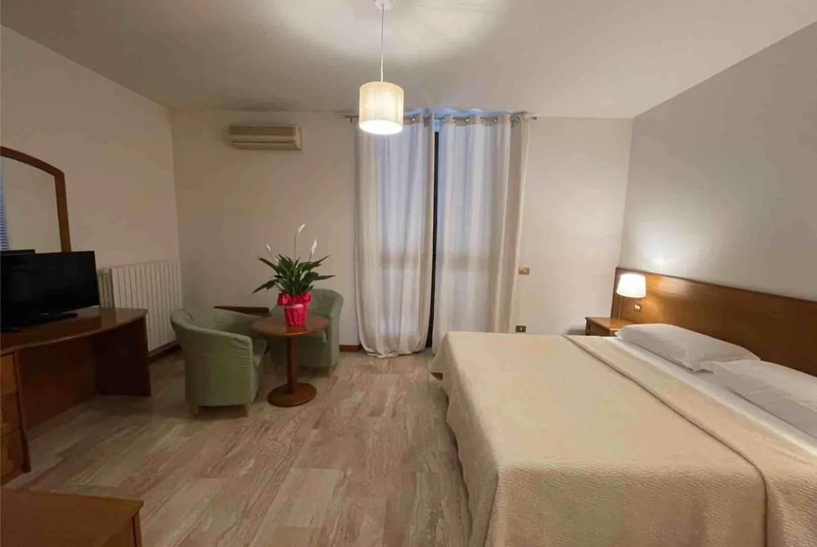 Hotel Clementi Salice Terme