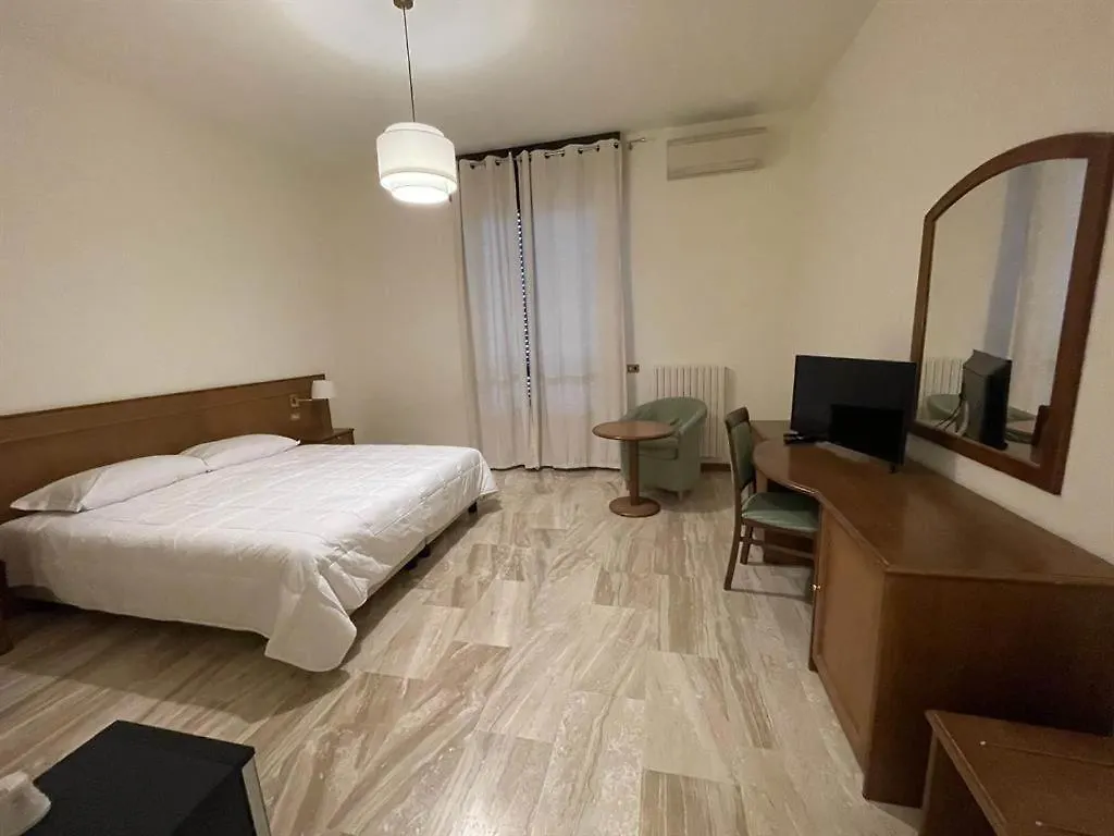 Hotel Clementi Salice Terme